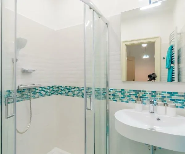 Urban Nest Synagouge